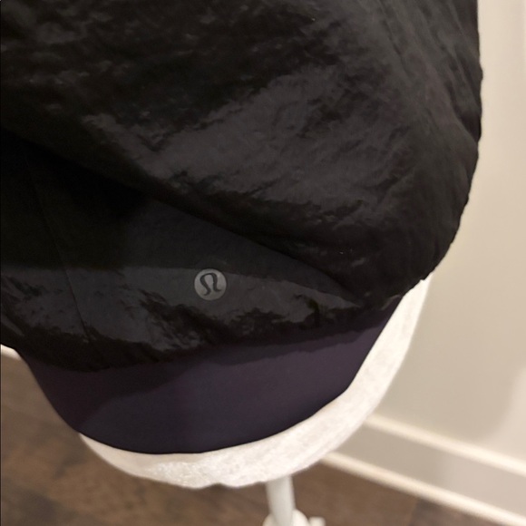 NWT Lululemon Non-Stop Bomber Jacket Sz 10 - Picture 13 of 16